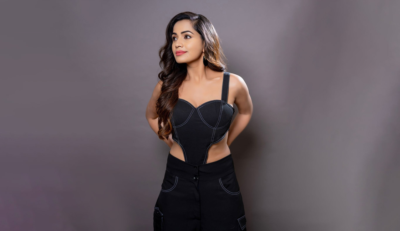 Shobha Shetty Wallpapers