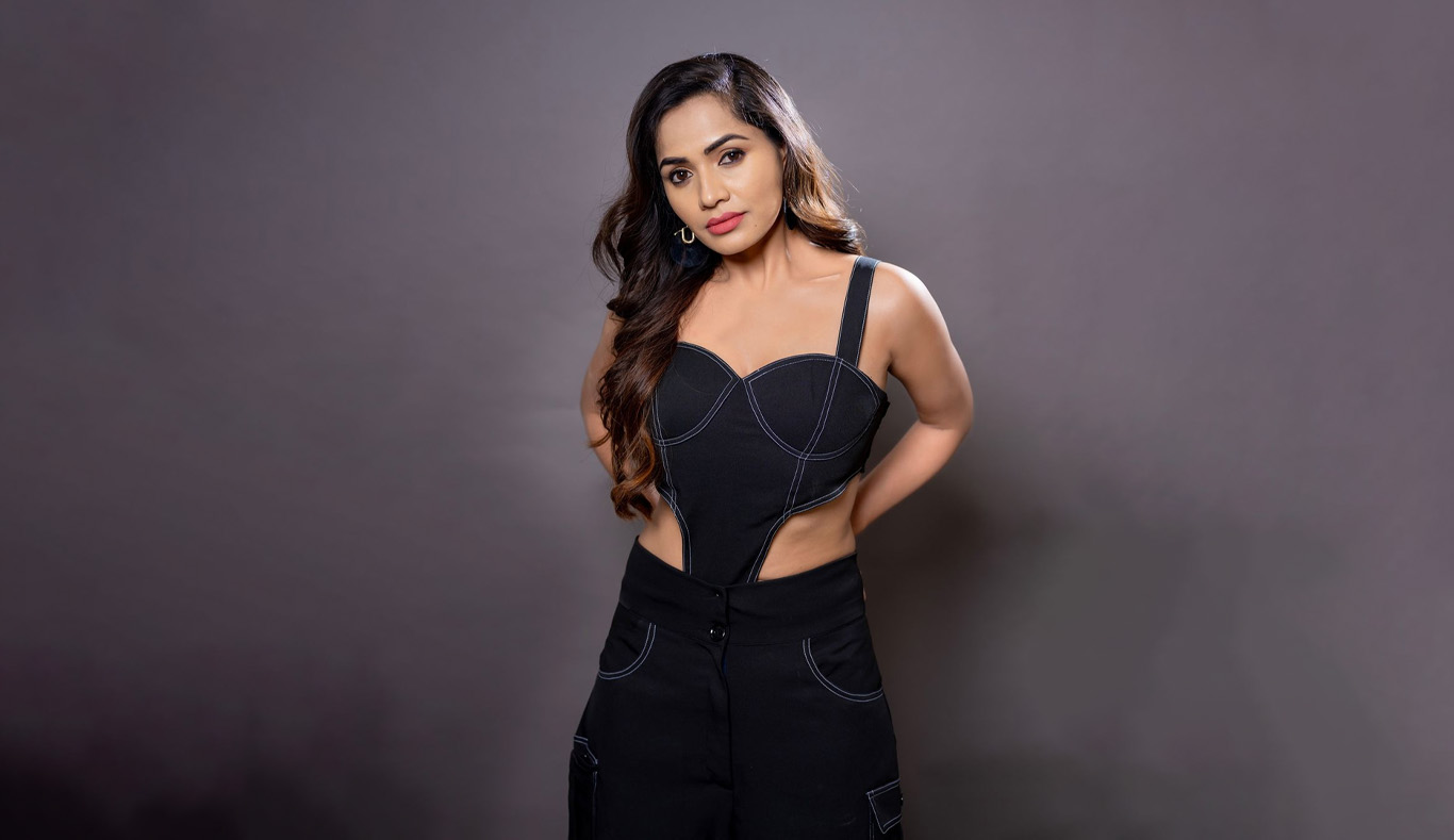 Shobha Shetty Wallpapers