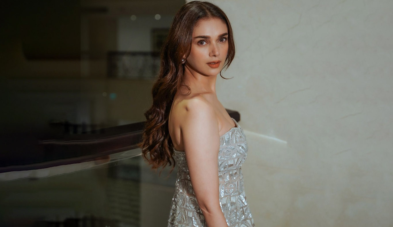 Aditi Rao Hydari Wallpapers