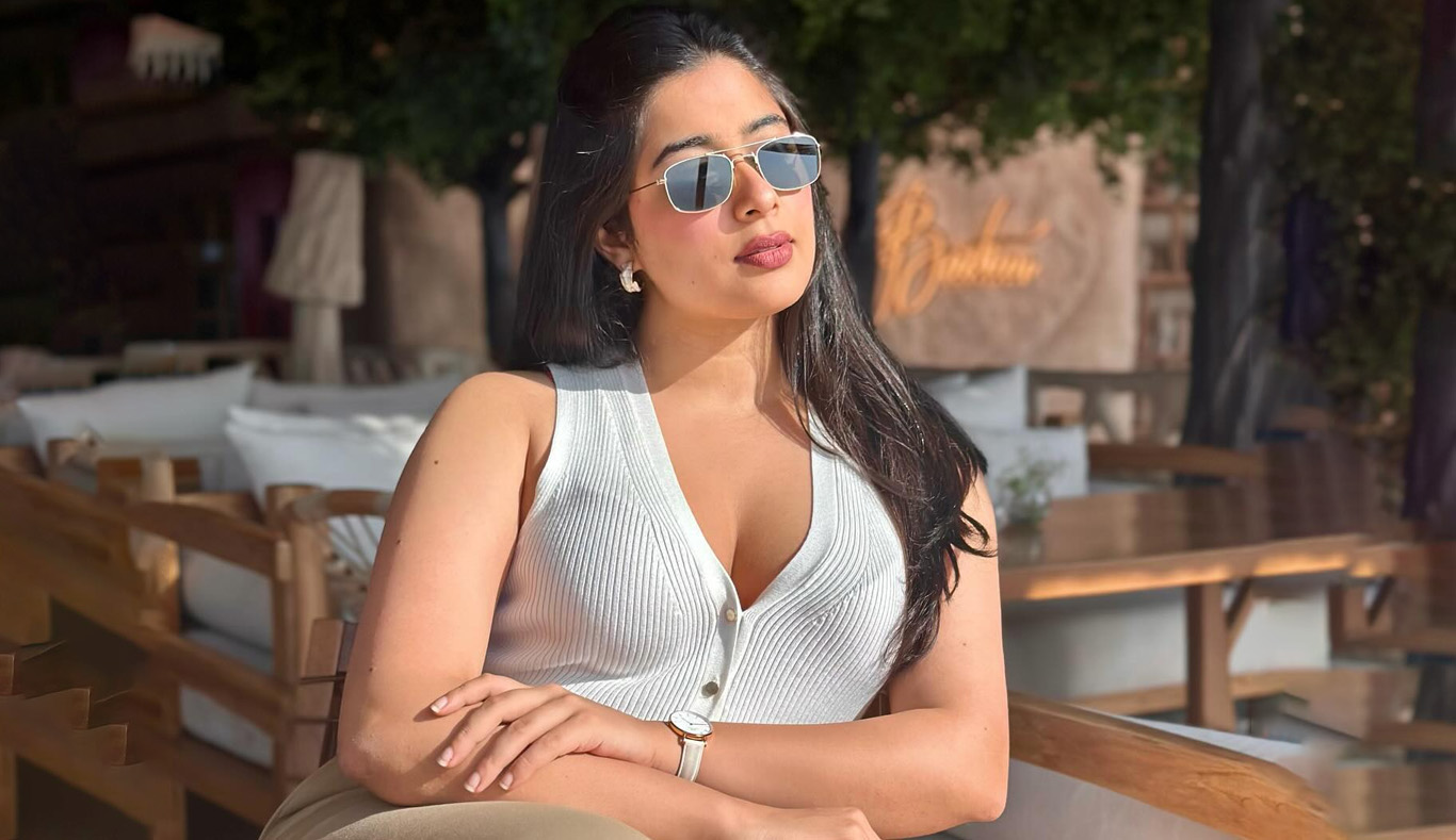 Nikita Sharma Wallpapers