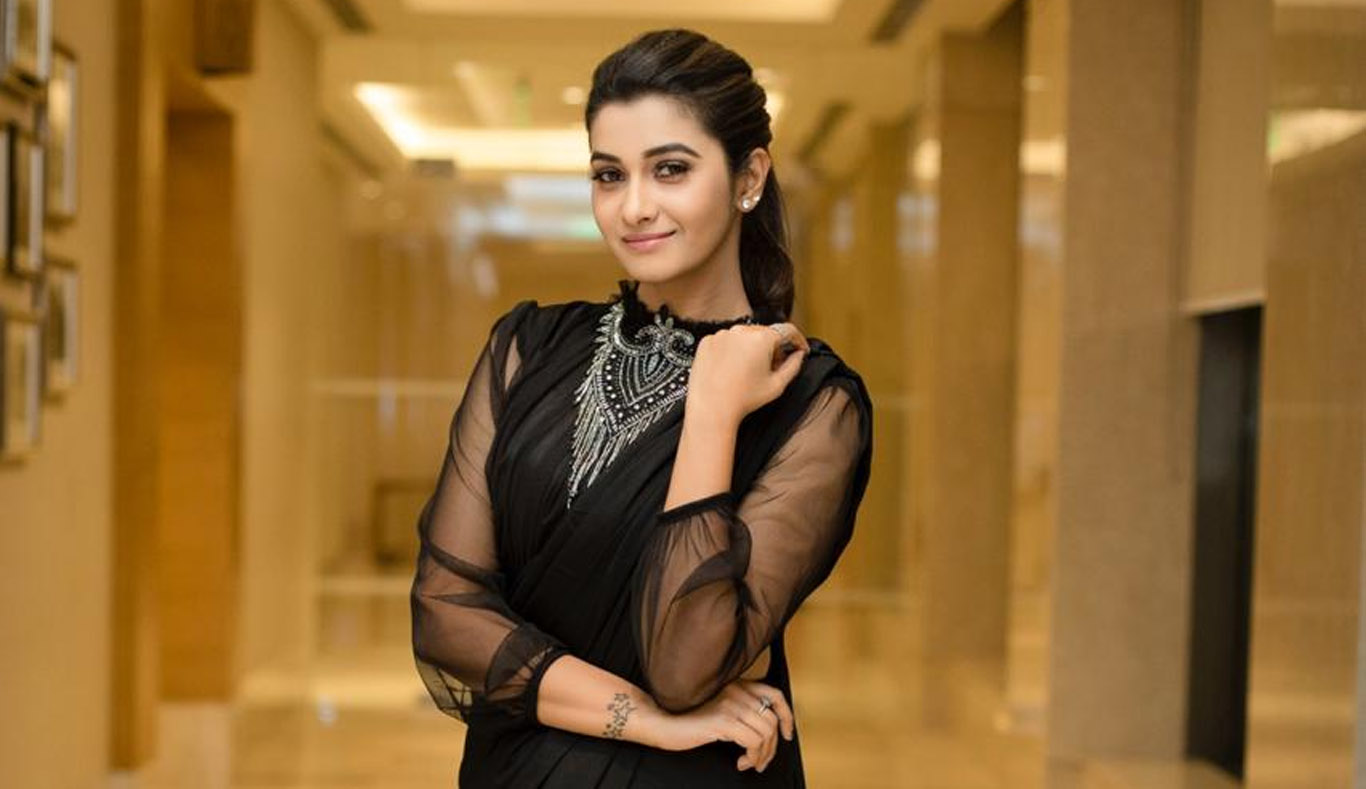 Priya Bhavani Shankar Wallpapers