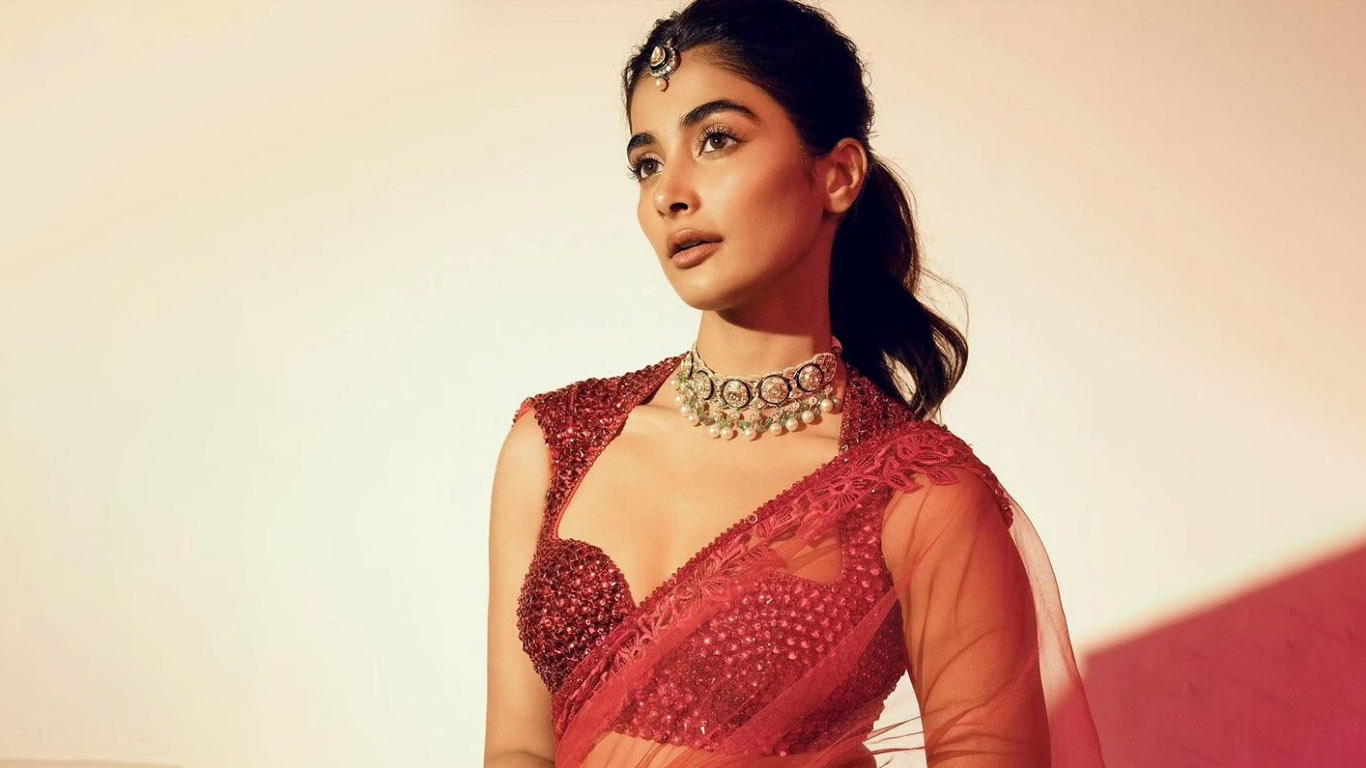 Pooja Hegde Wallpapers