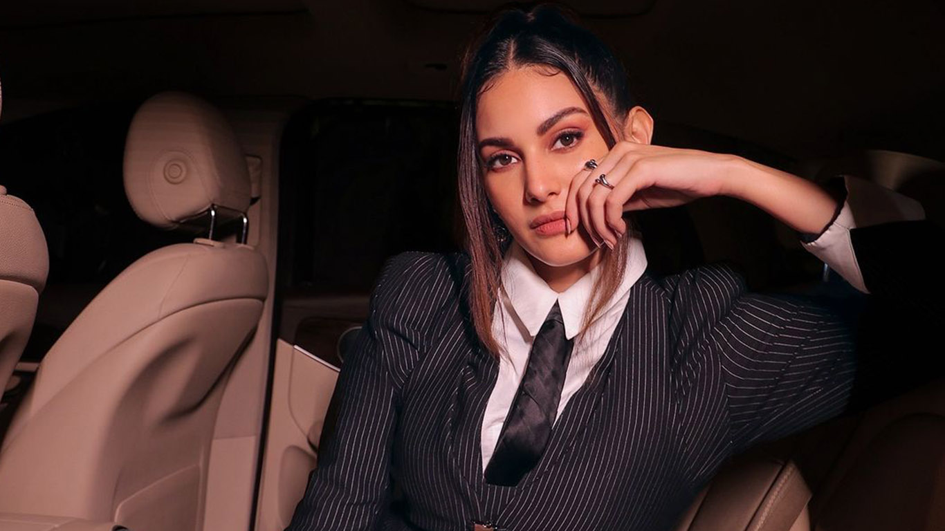 Amyra Dastur Wallpapers