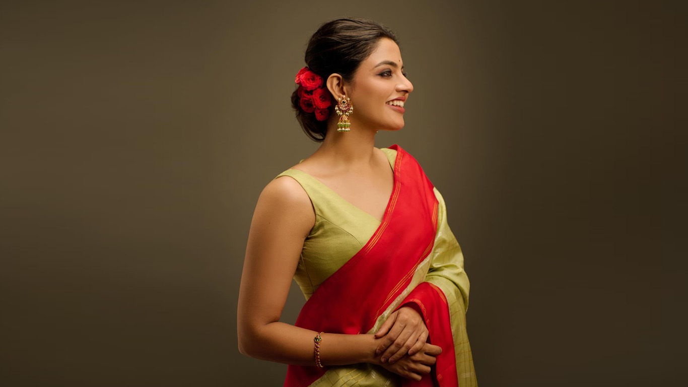 Nikhila Vimal Wallpapers