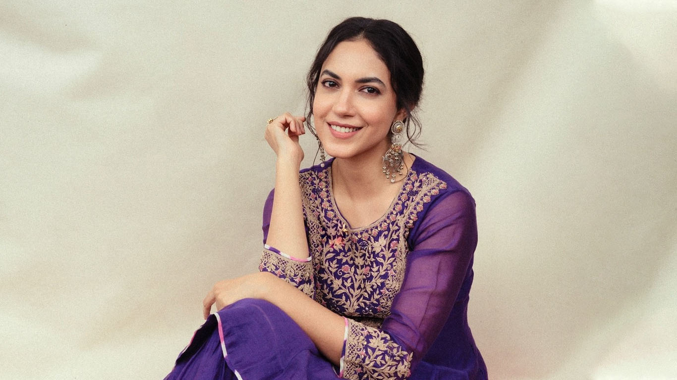 Ritu Varma Wallpapers