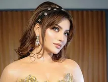Urvashi Gets Emotional As She Leaves Kuwait Amid Ongoing US Israel Iran Attacks: I Feel Vulnerable & Anxious