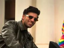 Ginny Wedss Sunny 2 Song OUT: Avinash Tiwary Woos Medha Shankr In 'Jaan Kadd Ke' Peppy New Track