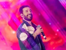 WATCH: Paresh Pahuja Delhi Concert Turns Romantic As Man Proposes His Girlfriend. He REACTS 'Mujhe Kyu Rona'