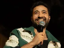 Paresh Pahuja Recites Amrita Pritam's Main Tenu Phir Milangi At Delhi Concert. Fans Gush 'Best Video Today'