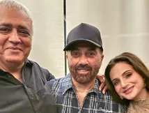 Gadar Turns 25: OG Tara Singh-Sakina Aka Sunny & Ameesha Reunite With Anil Sharma To Celebrate The Milestone
