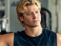 Why Fans Can't Stop Talking About Dean DiLaurentis In “Off Campus”