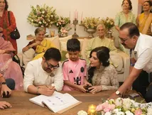 Aamir Khan Third Wedding First Photo: Bollywood Star Gets Married To Girlfriend Gauri Spratt At Home - DEETS