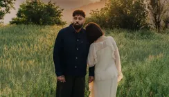 Badshah New Girlfriend: Rapper's New Photos With Mystery Woman Go Viral; Fans Wonder If She's Hania Aamir