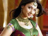 Tamanna to shake legs with Bharath