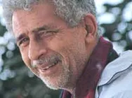 Naseeruddin takes Amitabh's place again