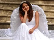 Sneha reserves her kiss for bedroom