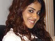 Hurman wants Genelia, she wants Shahid