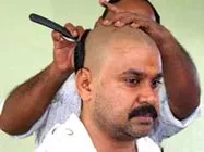 Dileep chucks out Prithviraj from Christian Brothers