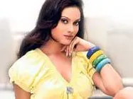 Nikki to follow Deepika Padukone's footsteps