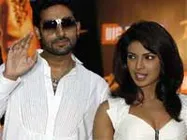 Priyanka wants to bury the hatchet with Abhishek