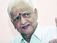 Padmanabham dies of heart attack