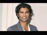 Sendhil is not at all familiar with Hindi