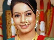 Pooja enters Bollywood with Admission Open