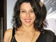 Pooja Bedi back to Tollywood