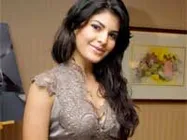 Jacqueline Fernandez brands MTV travel gear