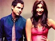 Sonam defends Abhay's absence  