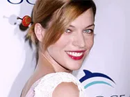 Milla Jovovich goes gaga over Robert De Niro