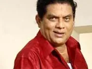 Jagathy playing production boy in Oru Nunakkadha