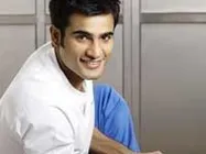 Steamy sequence in Rang Badalti Odhni