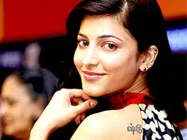 Shruti Hassan set to invade Mollywood