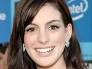 Anne Hathaway speaks about her sex scene with Jake