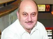 Anupam Kher adamant on playing a blind man