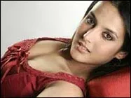 Tulip Joshi gets hot with Vatsal in bedroom