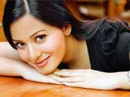 Preetika to enter Telugu films with Varun Sandesh's next