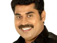 Suraj Venjaramoodu to play hero again in Cooling Glass
