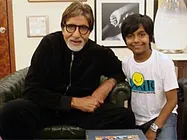 Amitabh Bachchan meets I Am Kalam star Harsh Mayar