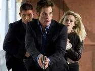 Hard-Pine fight for Witherspoon in This Means War trailer
