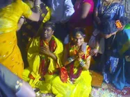 Wedding photo: Hemachandra ties knot with Sravana Bhargavi