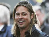 Brad Pitt gives generous tip to lucky waitress