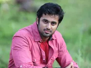 Unni Mukundan Falls Into River!