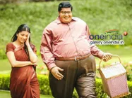 Allari Naresh Struggled With His Make-Up For Laddu Babu: Ravi Babu