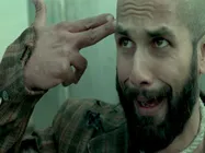 Shahid Kapoor Impresses Director By Crying!