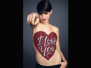 Anne Hathaway Goes Topless In Harper's Bazaar, Talks About Oscar 2013 Drama