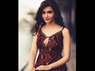 CONFIRMED: Kriti Kharbanda To Debut In Bollywood Through 'Raaz 4' 