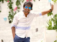 Young Director Eloped With Producer's Daughter, Resembles His Film's Story