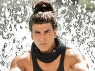 Interesting! This Is What Akshay Kumar Said On Playing A Gay Character In Dishoom